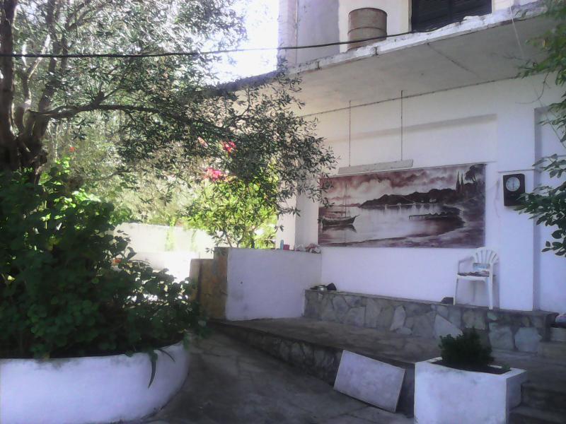 Dina'S Rooms Mesongi Exterior photo